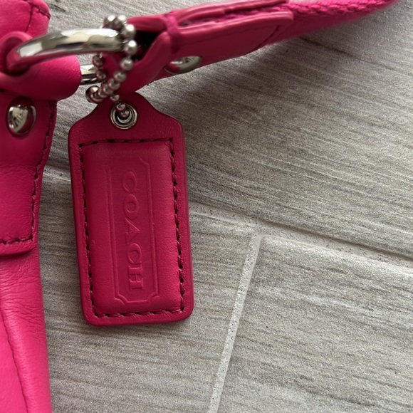 Coach Purse - Picture 4 of 9